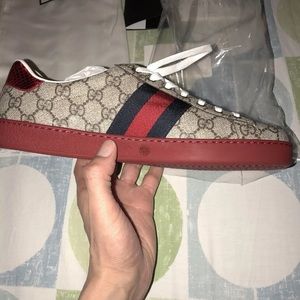 Gucci shoes